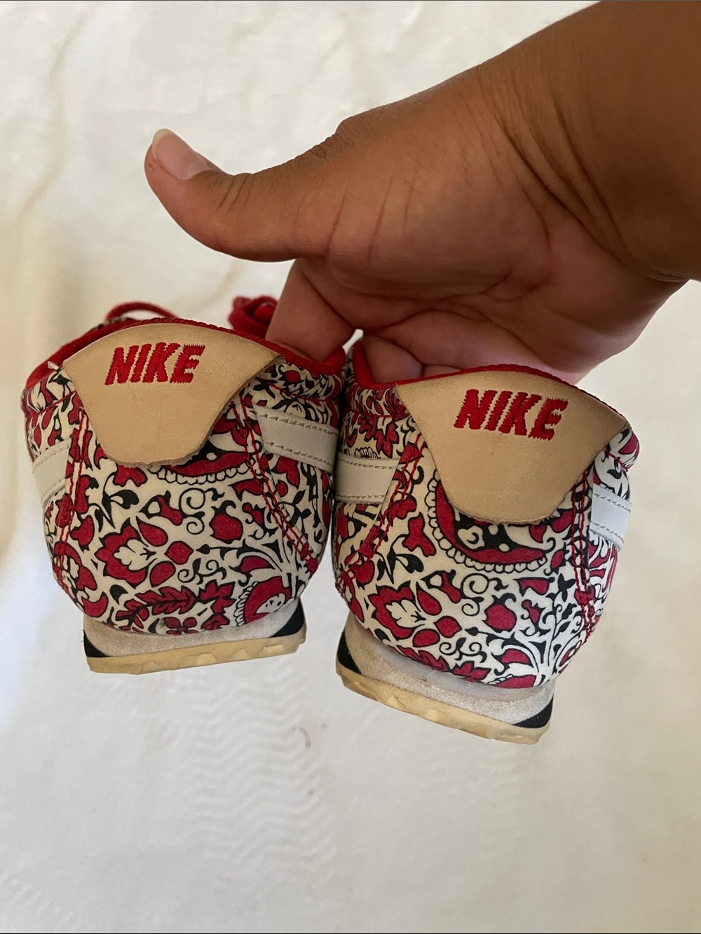 Vintage Nike Shoes Release Yr 2011 Rare Exclusive - Picture 3 of 5